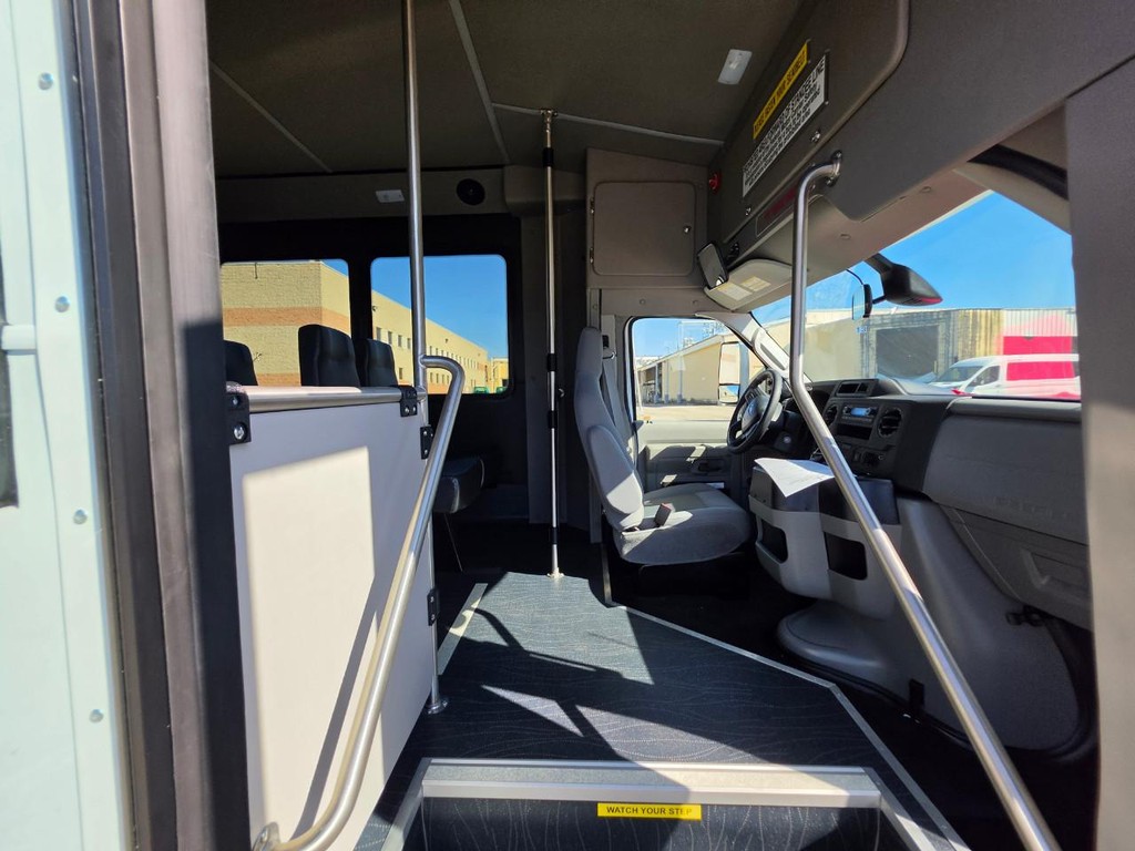 Endera E450 Vehicle Full-screen Gallery Image 07