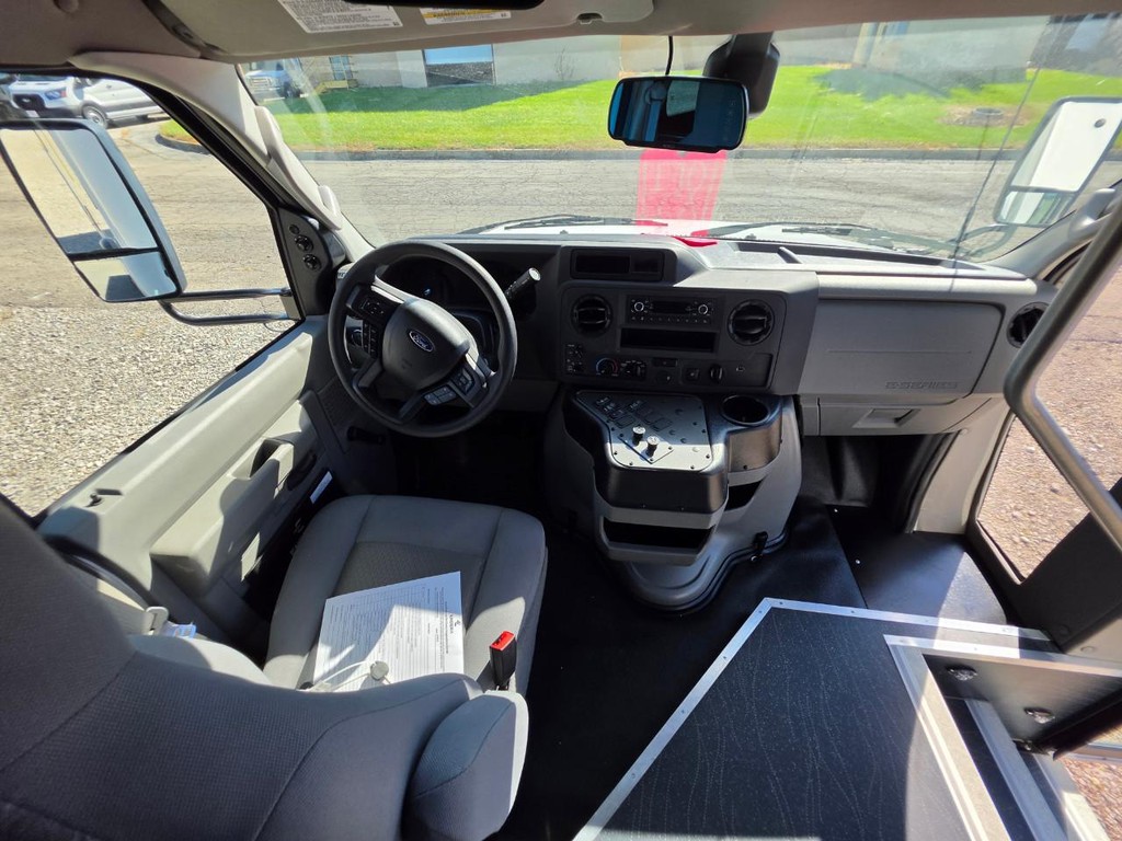 Endera E450 Vehicle Full-screen Gallery Image 14