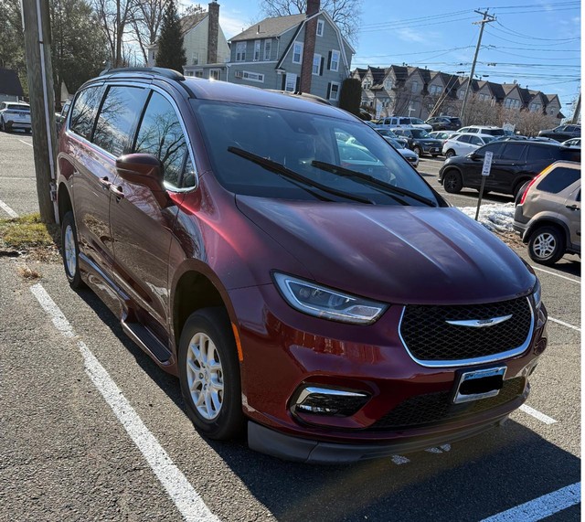 more details - chrysler braunability
