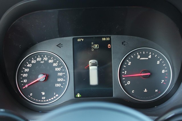 Mercedes-Benz Sprinter Cargo Van Vehicle Full-screen Gallery Image 24