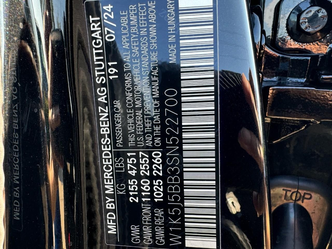 Mercedes-Benz CLA Vehicle Full-screen Gallery Image 21