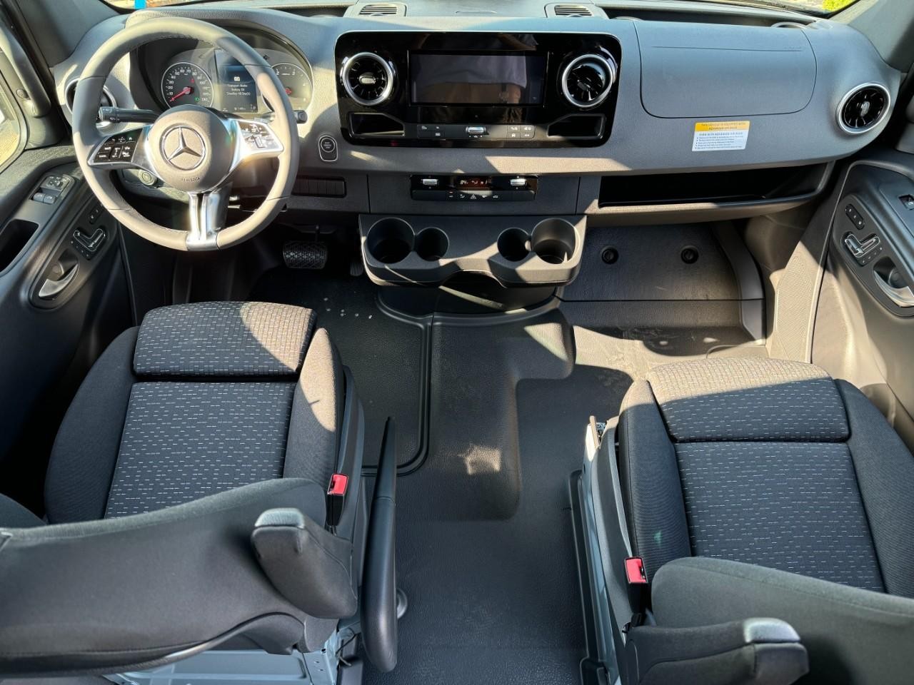 Mercedes-Benz Sprinter Cargo Van Vehicle Full-screen Gallery Image 6