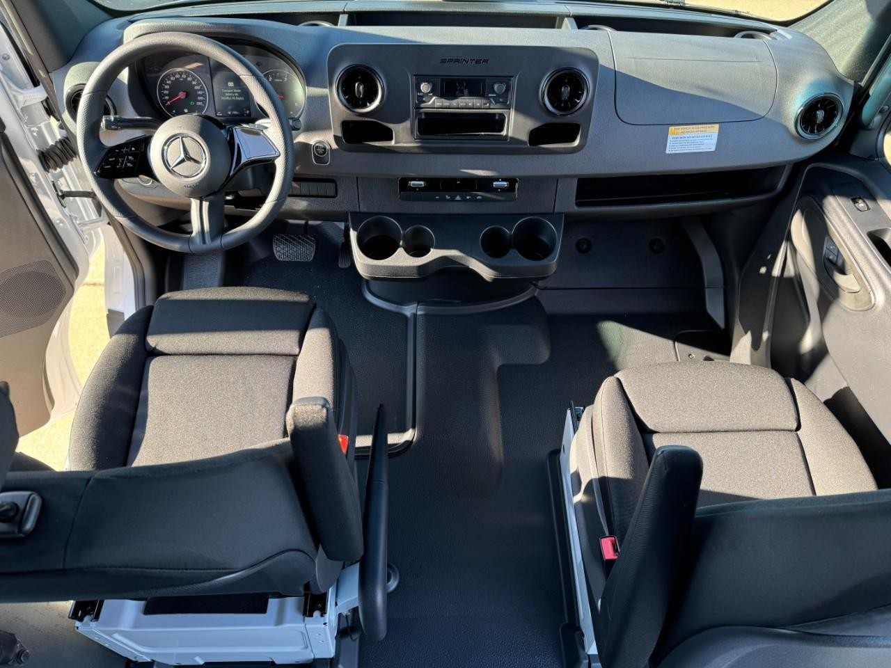 Mercedes-Benz Sprinter Cargo Van Vehicle Full-screen Gallery Image 6