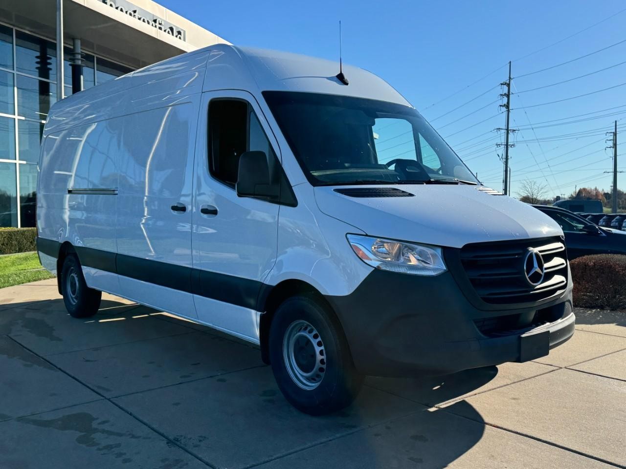 Mercedes-Benz Sprinter Cargo Van Vehicle Full-screen Gallery Image 11