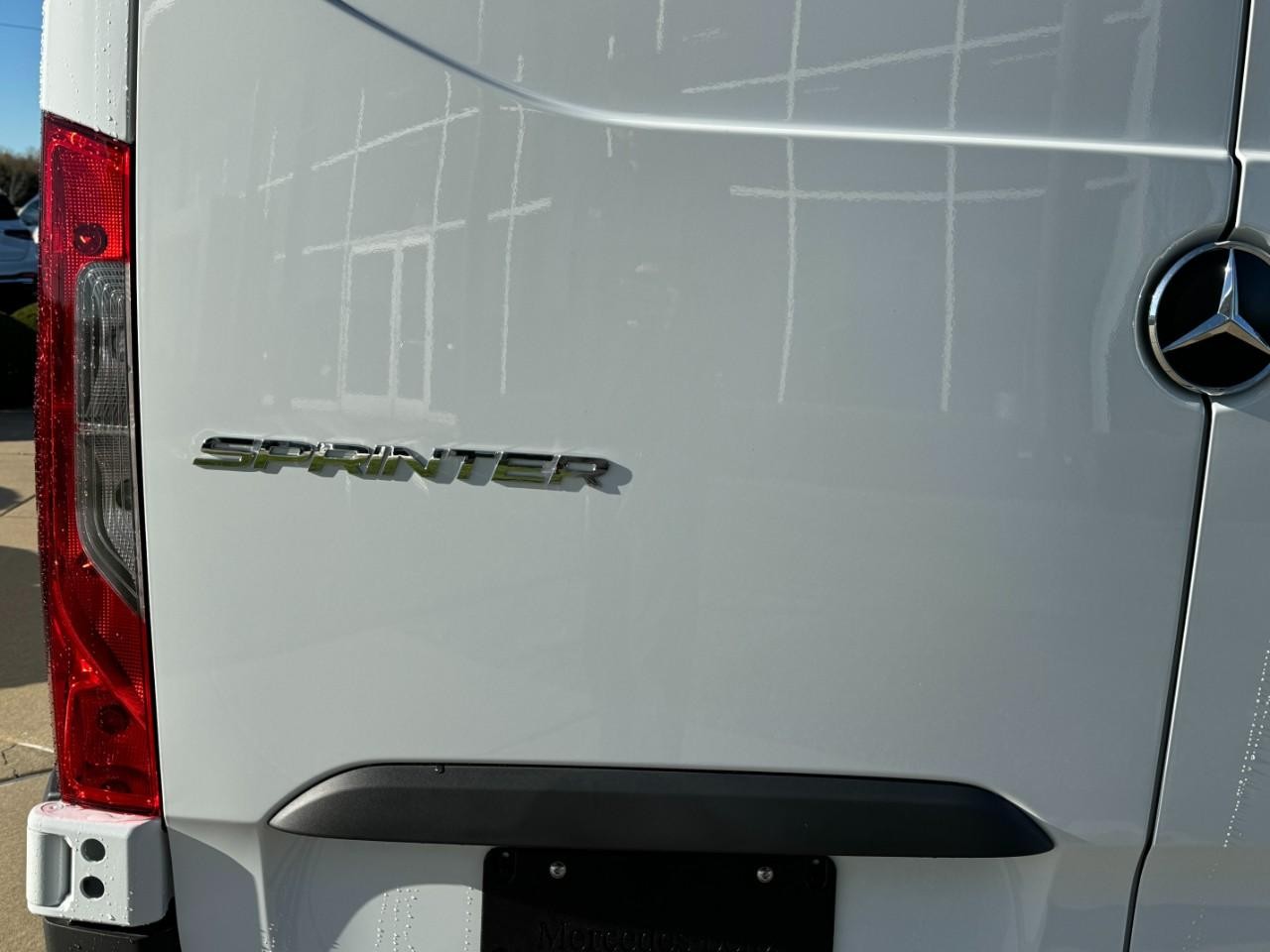 Mercedes-Benz Sprinter Cargo Van Vehicle Full-screen Gallery Image 15