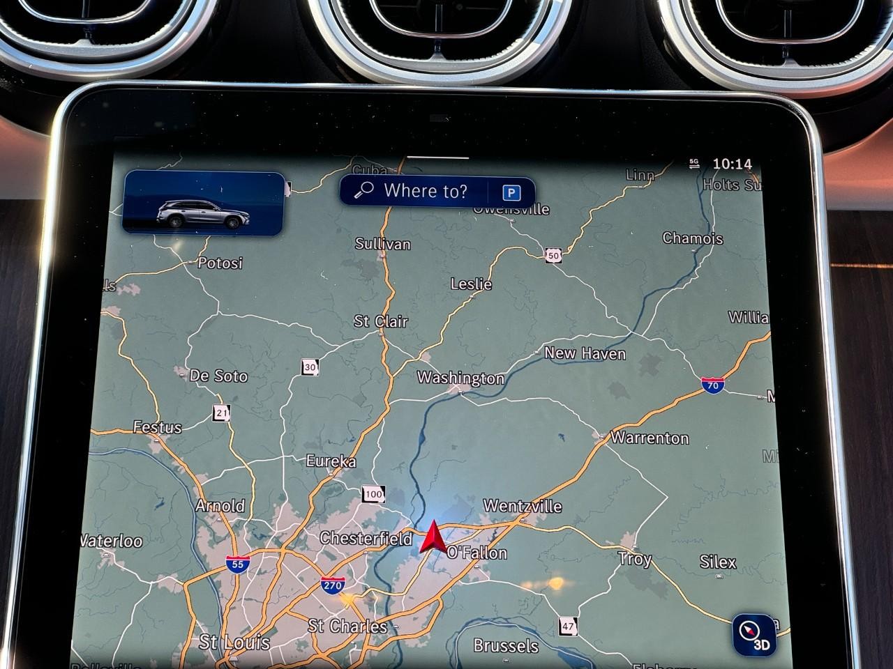 Mercedes-Benz GLC Vehicle Full-screen Gallery Image 8