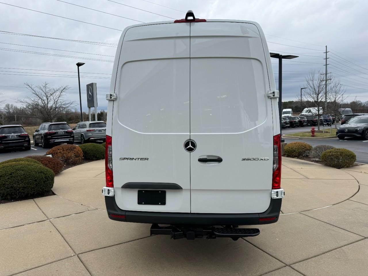Mercedes-Benz Sprinter Cargo Van Vehicle Full-screen Gallery Image 12