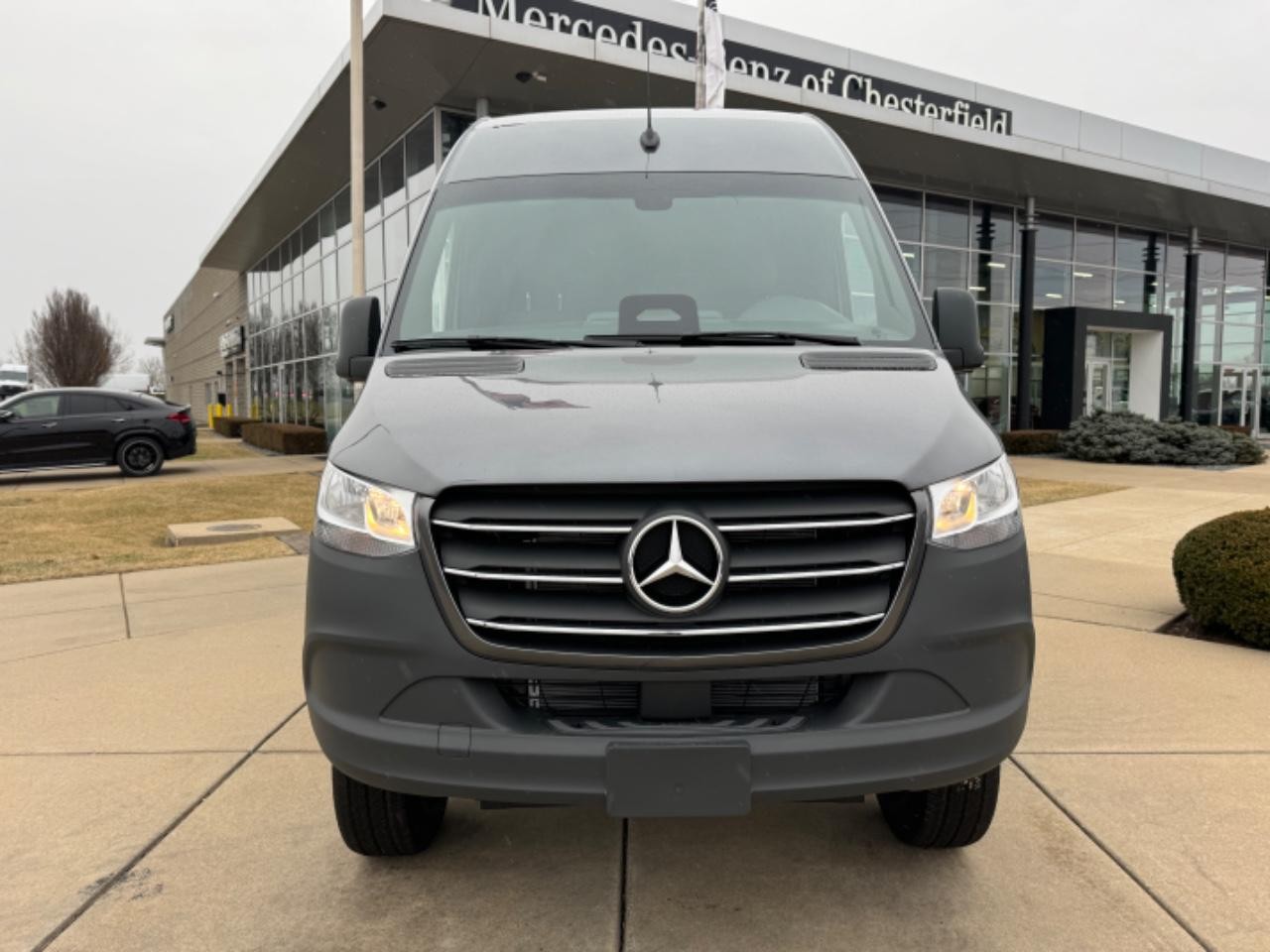 Mercedes-Benz Sprinter Cargo Van Vehicle Full-screen Gallery Image 9