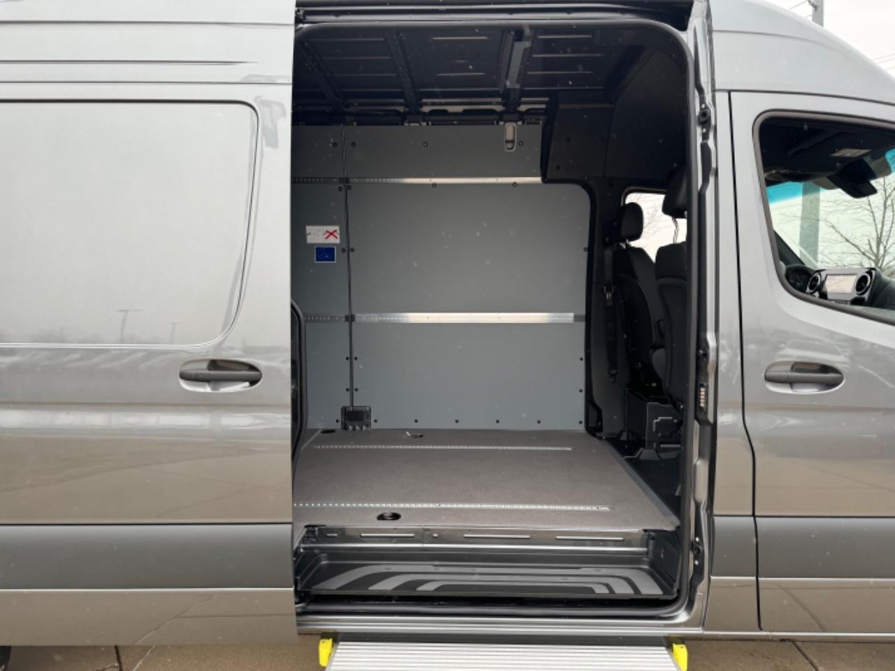 Mercedes-Benz Sprinter Cargo Van Vehicle Full-screen Gallery Image 15