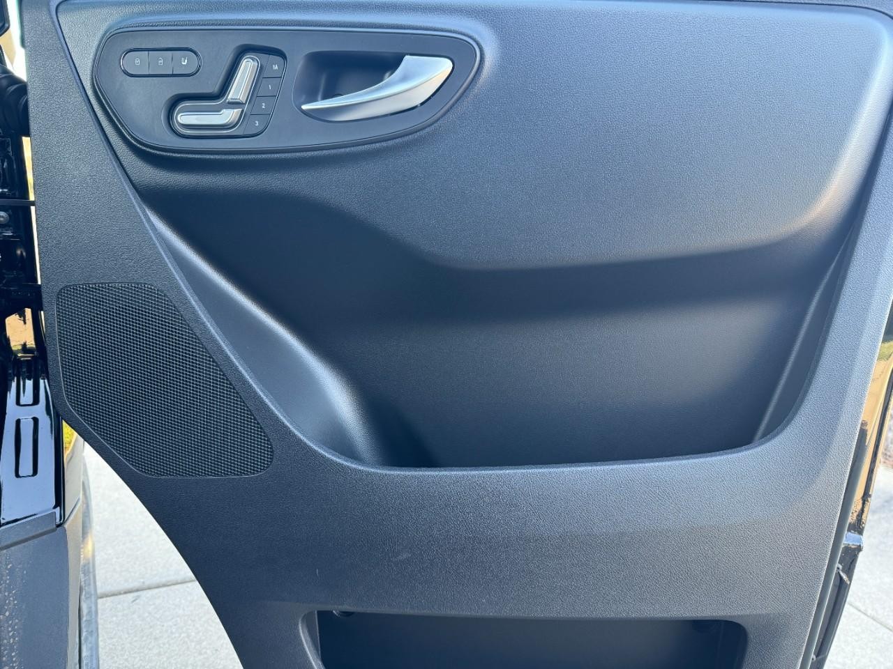 Mercedes-Benz Sprinter Cargo Van Vehicle Full-screen Gallery Image 21