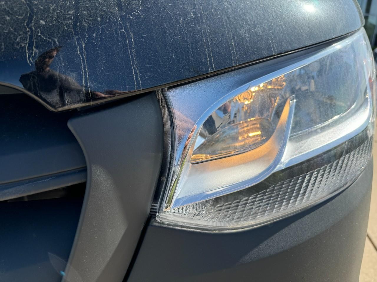 Mercedes-Benz Sprinter Van Vehicle Full-screen Gallery Image 8