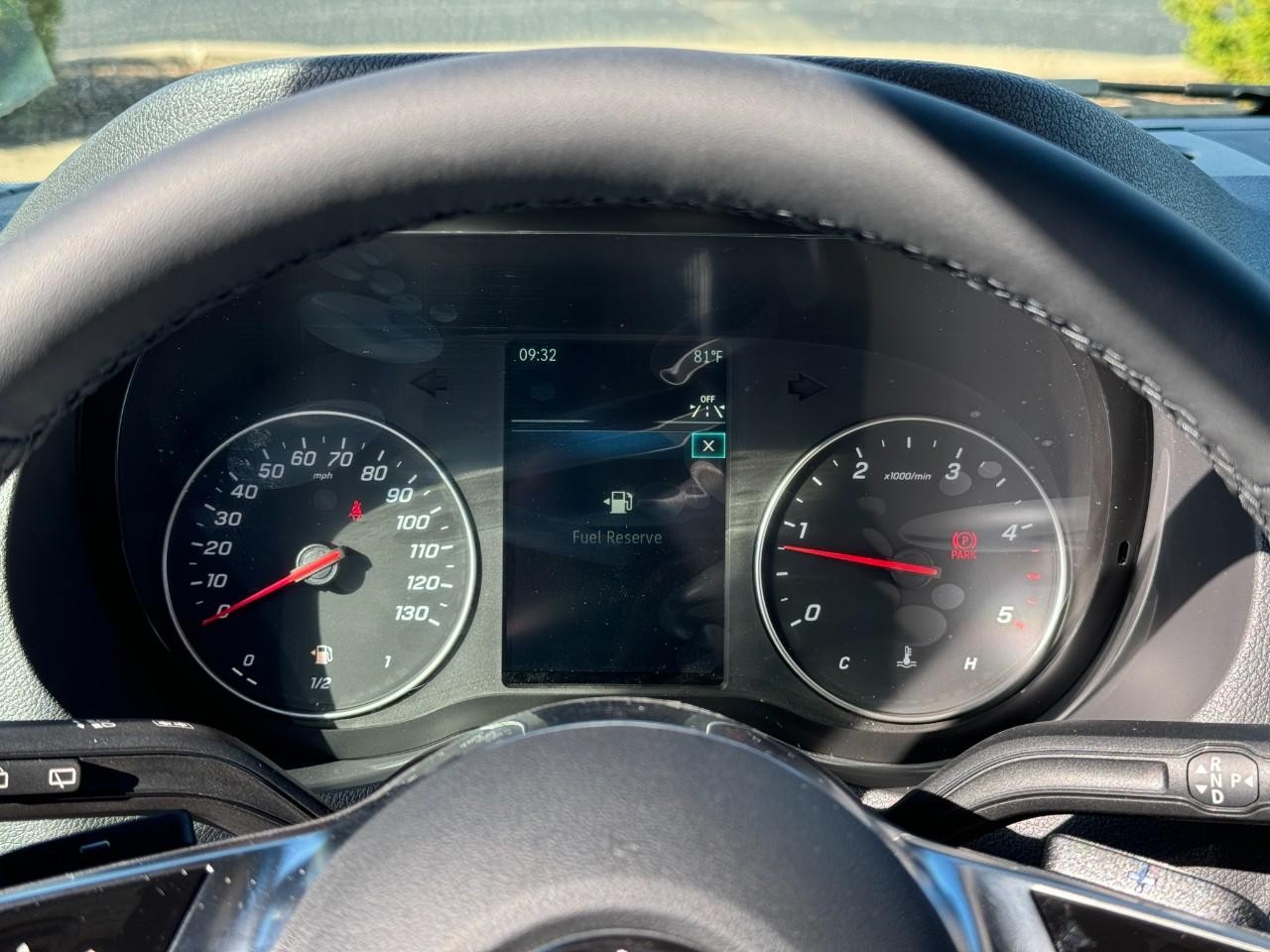 Mercedes-Benz Sprinter Van Vehicle Full-screen Gallery Image 31