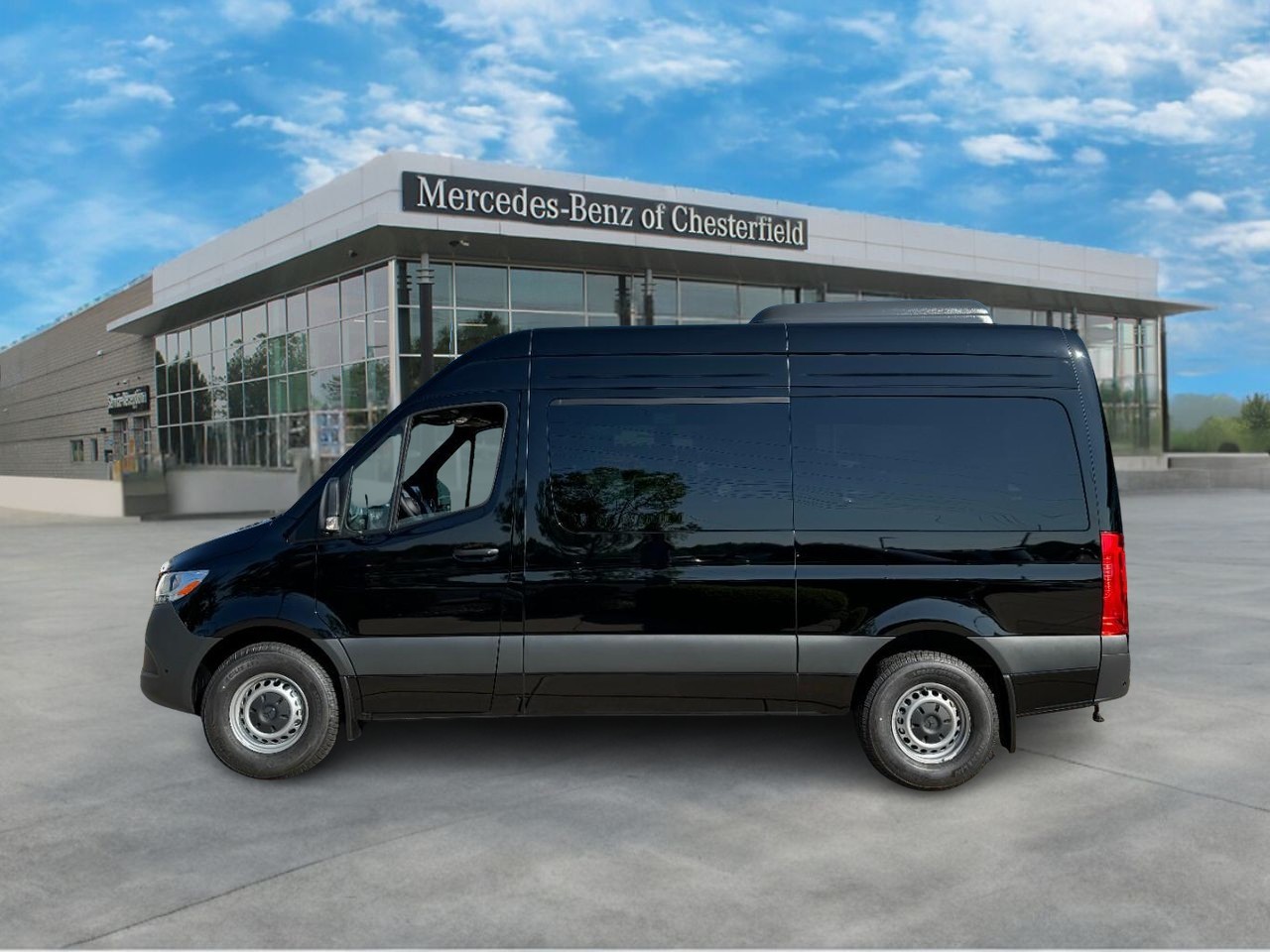 Mercedes-Benz Sprinter Passenger Van Vehicle Full-screen Gallery Image 2