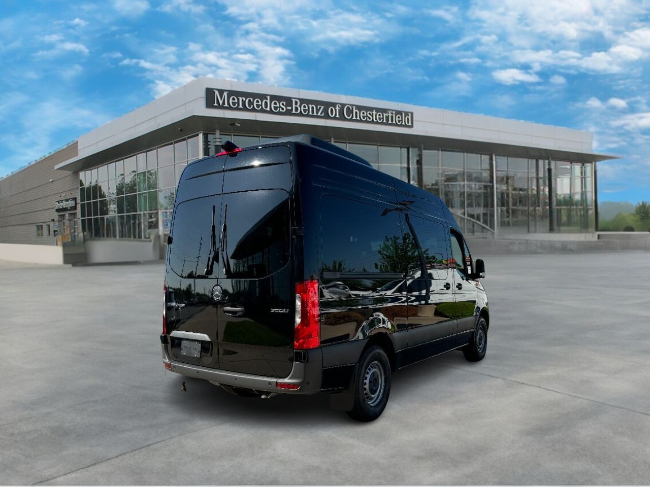Mercedes-Benz Sprinter Passenger Van Vehicle Full-screen Gallery Image 4