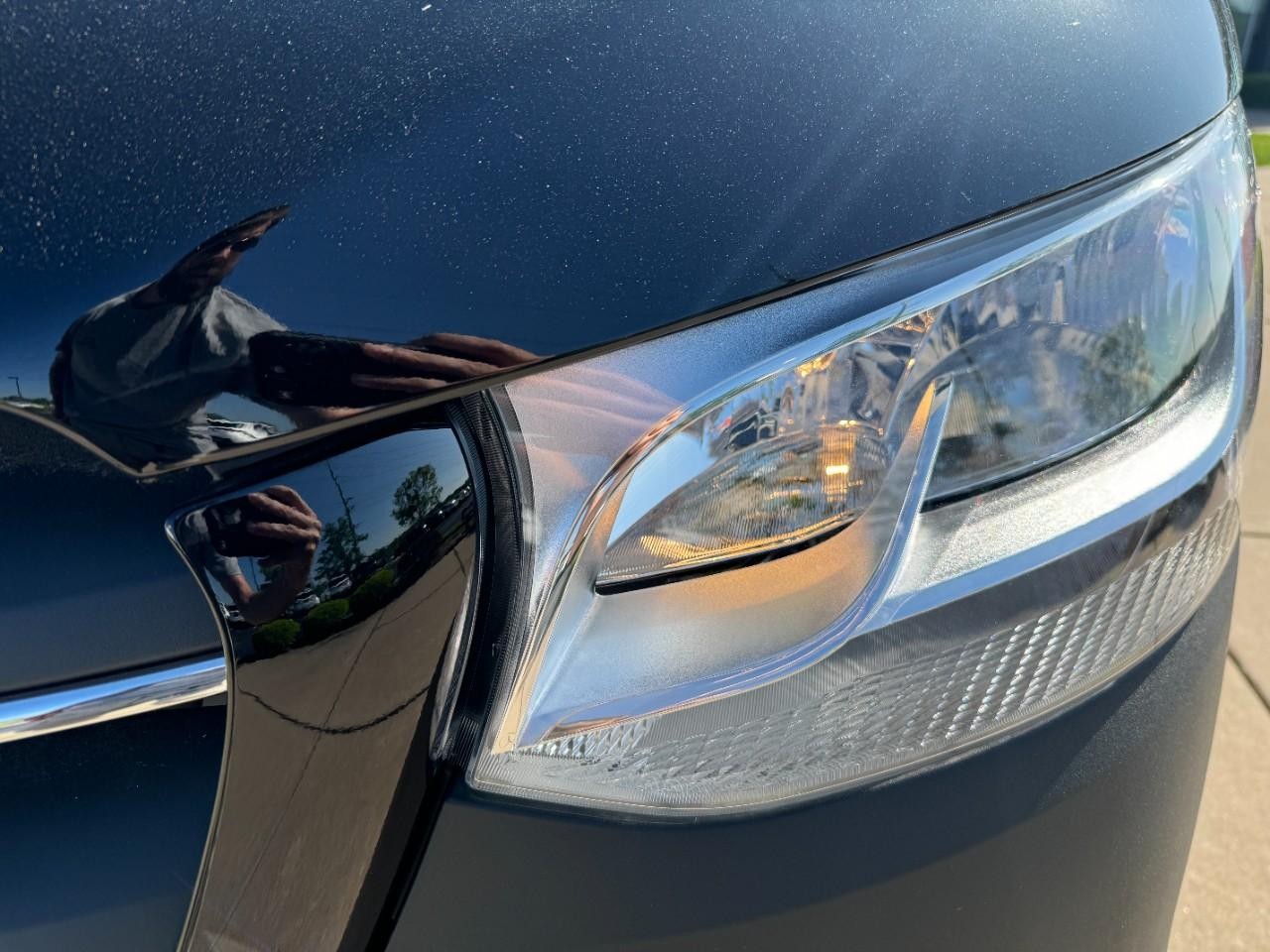 Mercedes-Benz Sprinter Passenger Van Vehicle Full-screen Gallery Image 8