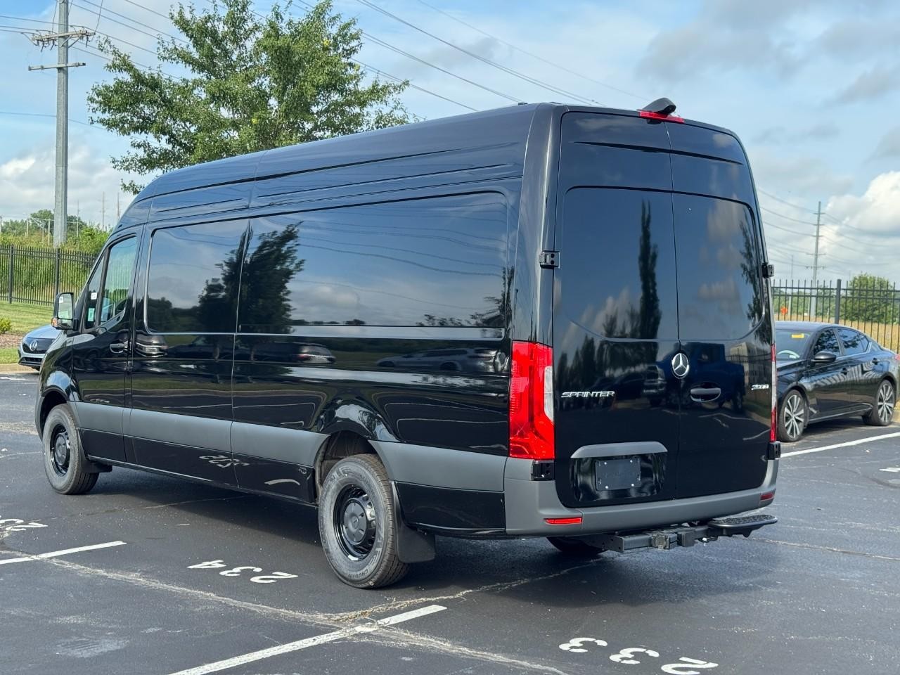 Mercedes-Benz Sprinter Cargo Van Vehicle Full-screen Gallery Image 3