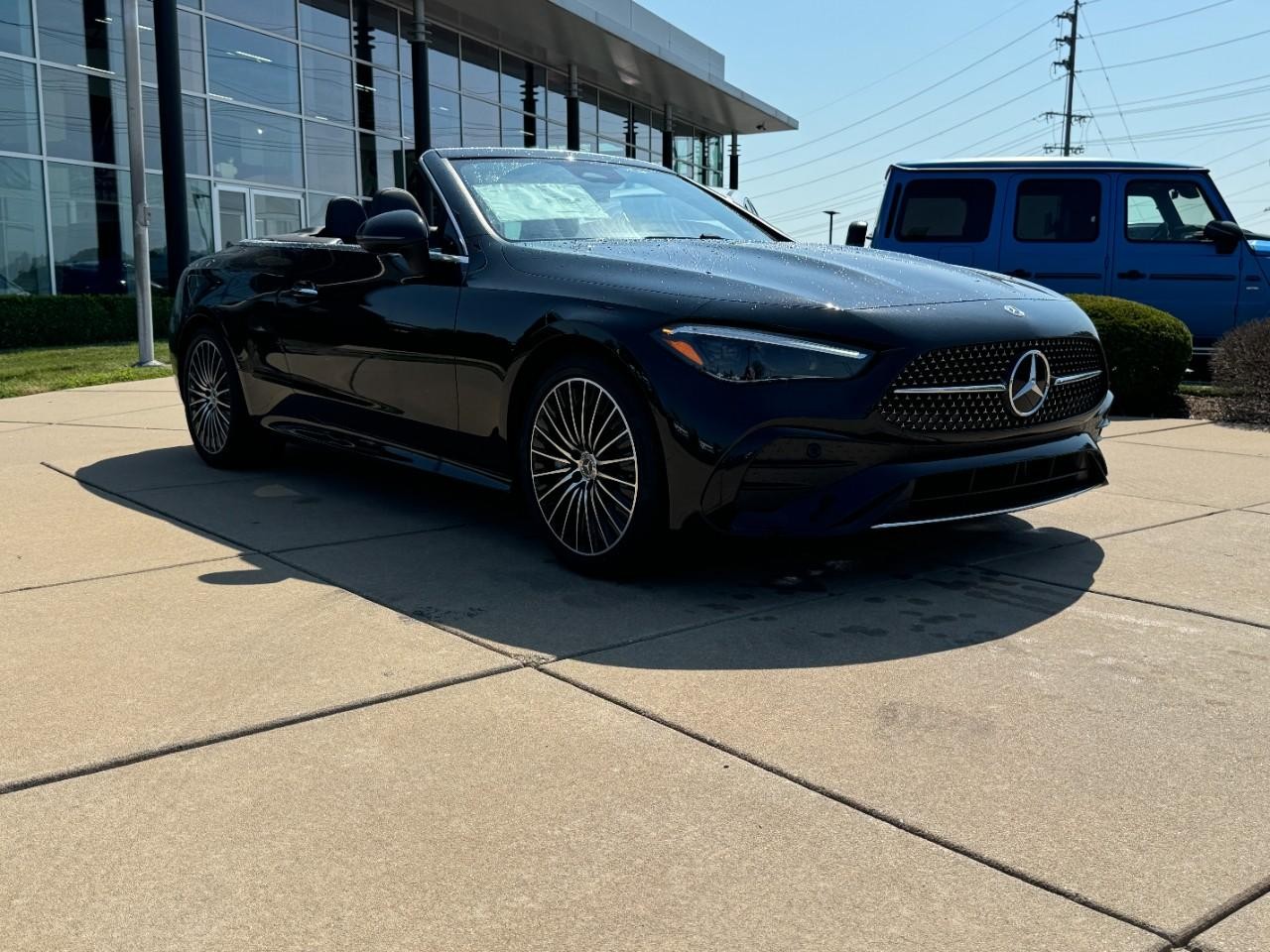 Mercedes-Benz CLE Vehicle Full-screen Gallery Image 6