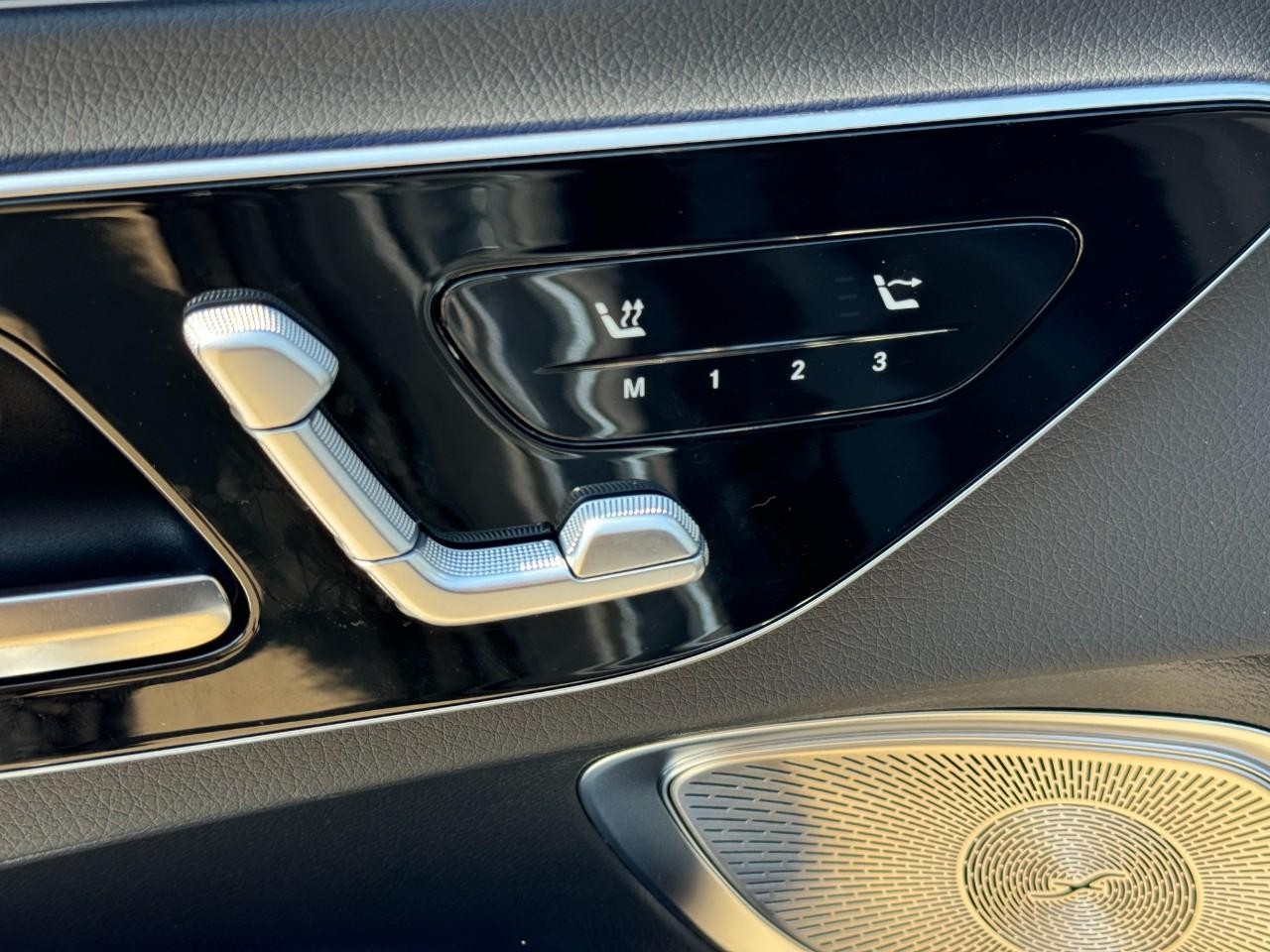 Mercedes-Benz CLE Vehicle Full-screen Gallery Image 22