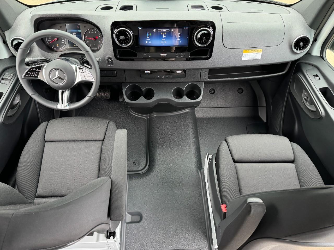 Mercedes-Benz Sprinter Cargo Van Vehicle Full-screen Gallery Image 12