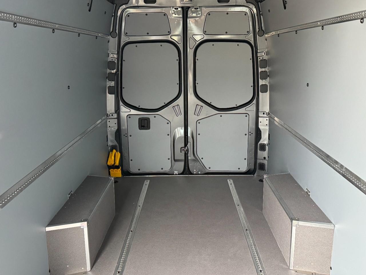 Mercedes-Benz Sprinter Cargo Van Vehicle Full-screen Gallery Image 11