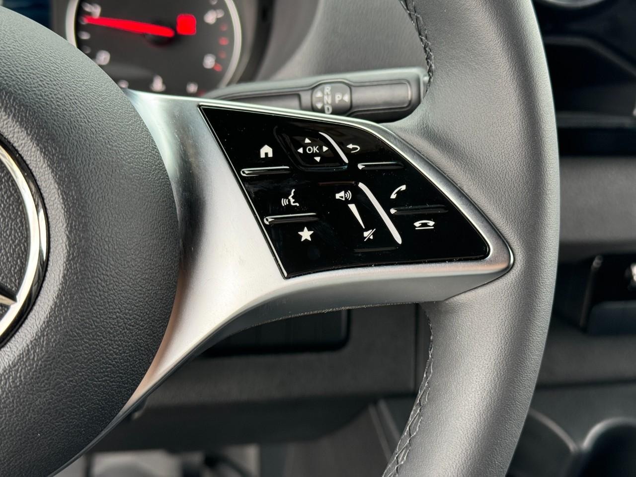 Mercedes-Benz Sprinter Cargo Van Vehicle Full-screen Gallery Image 29