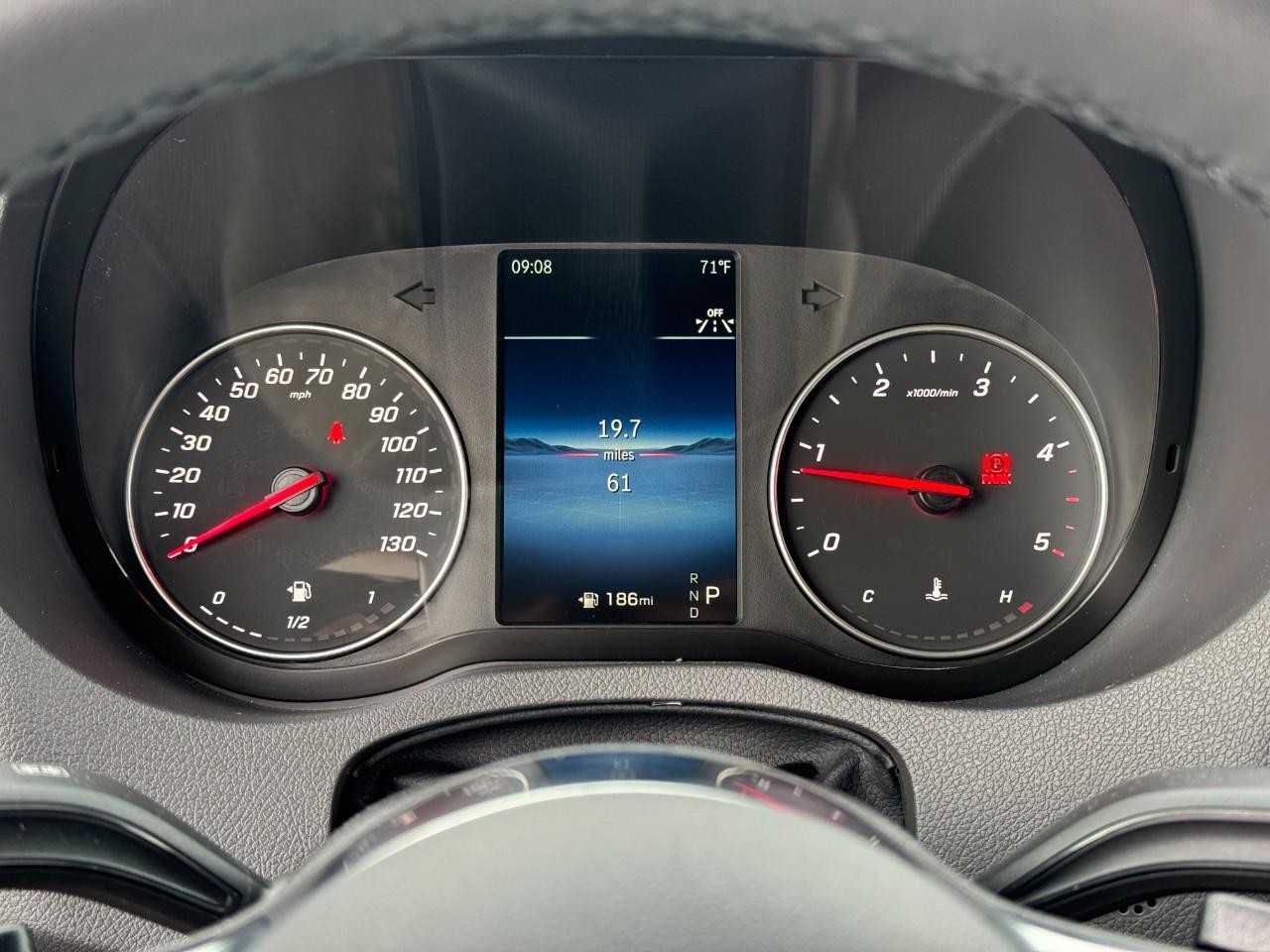 Mercedes-Benz Sprinter Cargo Van Vehicle Full-screen Gallery Image 30