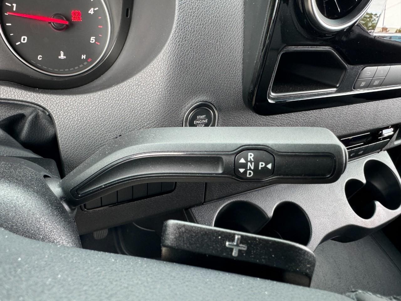 Mercedes-Benz Sprinter Cargo Van Vehicle Full-screen Gallery Image 31