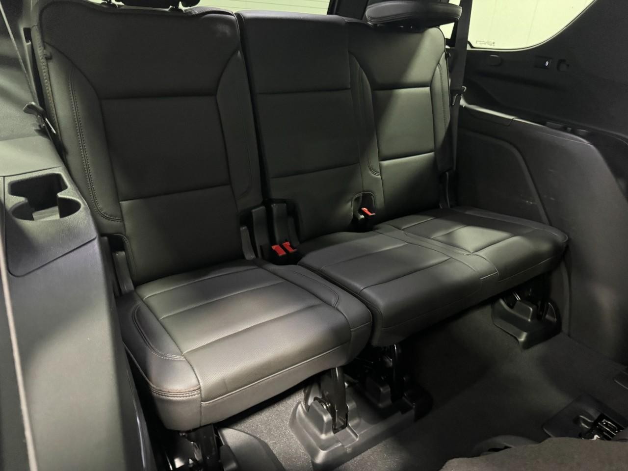 Chevrolet Tahoe Vehicle Full-screen Gallery Image 11