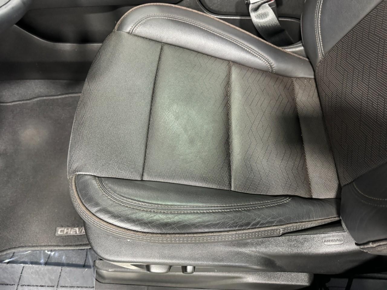 Chevrolet Tahoe Vehicle Full-screen Gallery Image 30