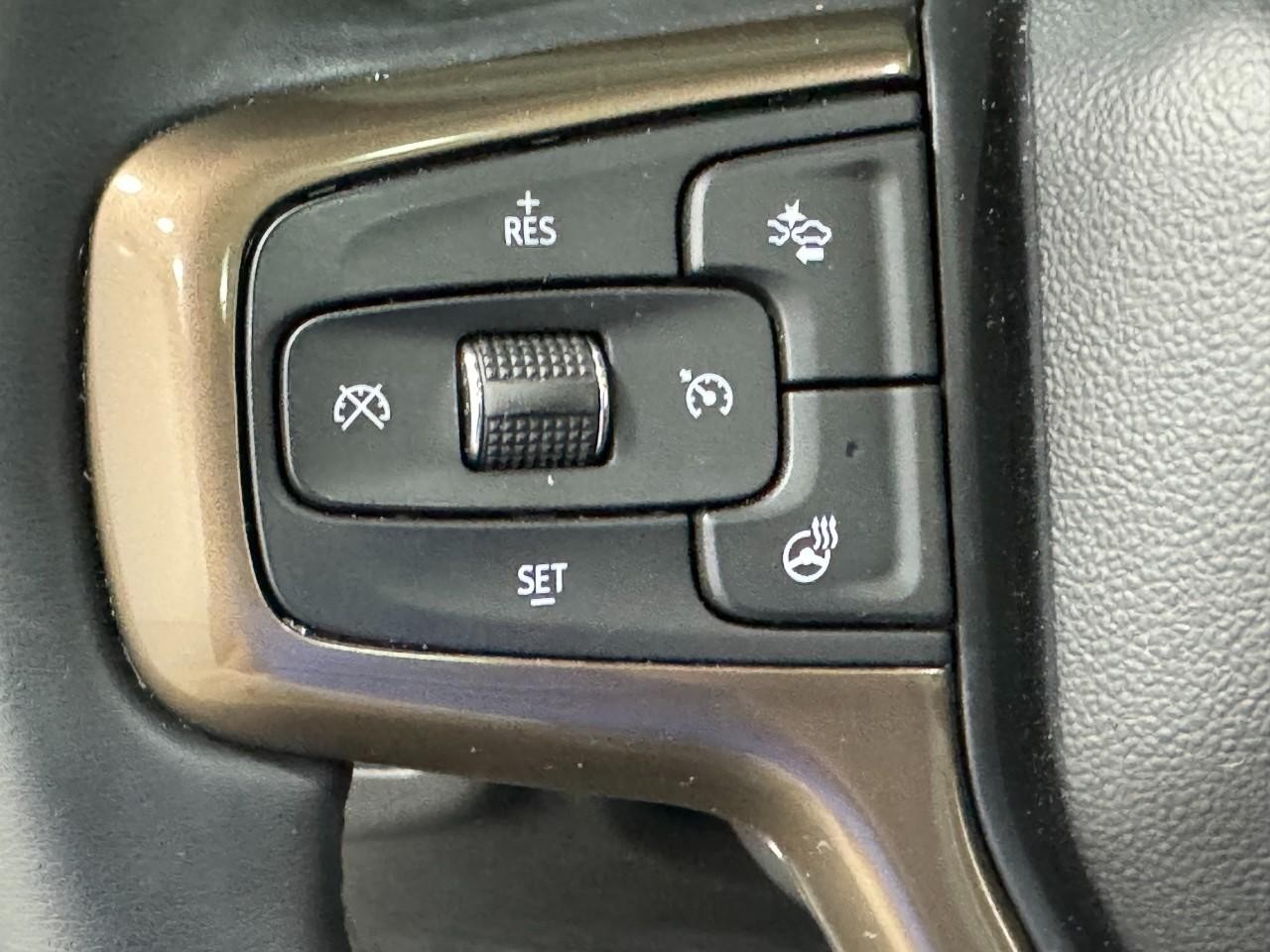 Chevrolet Tahoe Vehicle Full-screen Gallery Image 33