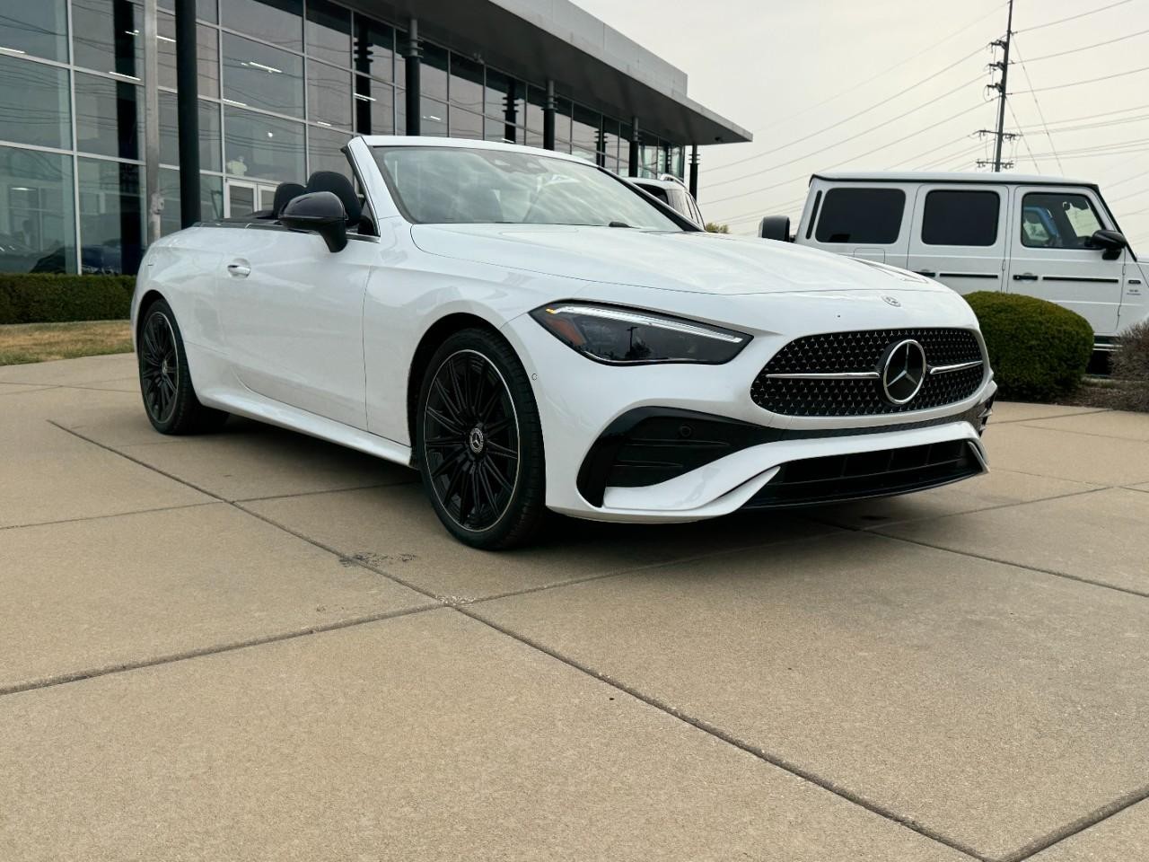 Mercedes-Benz CLE Vehicle Full-screen Gallery Image 6