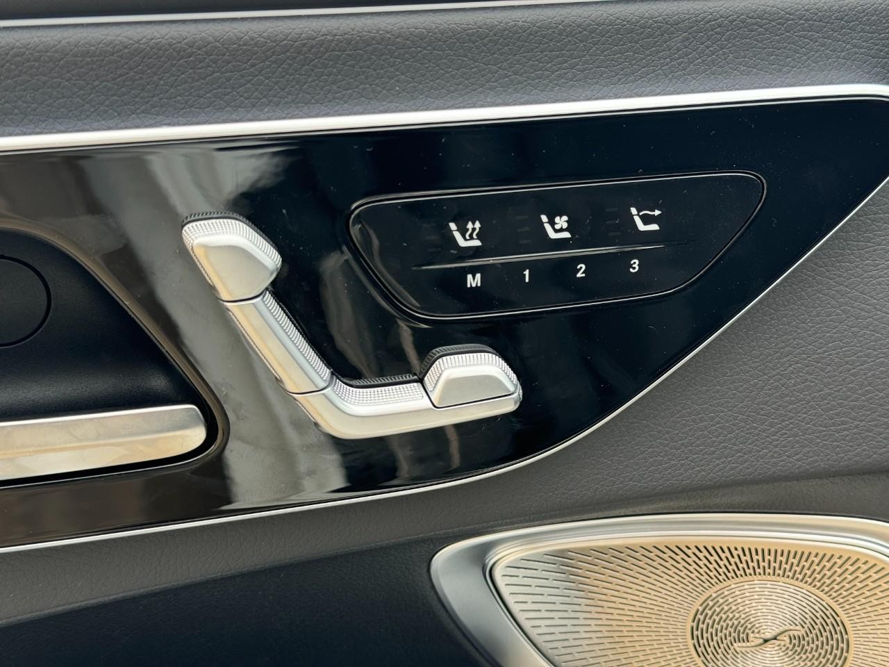 Mercedes-Benz CLE Vehicle Full-screen Gallery Image 21