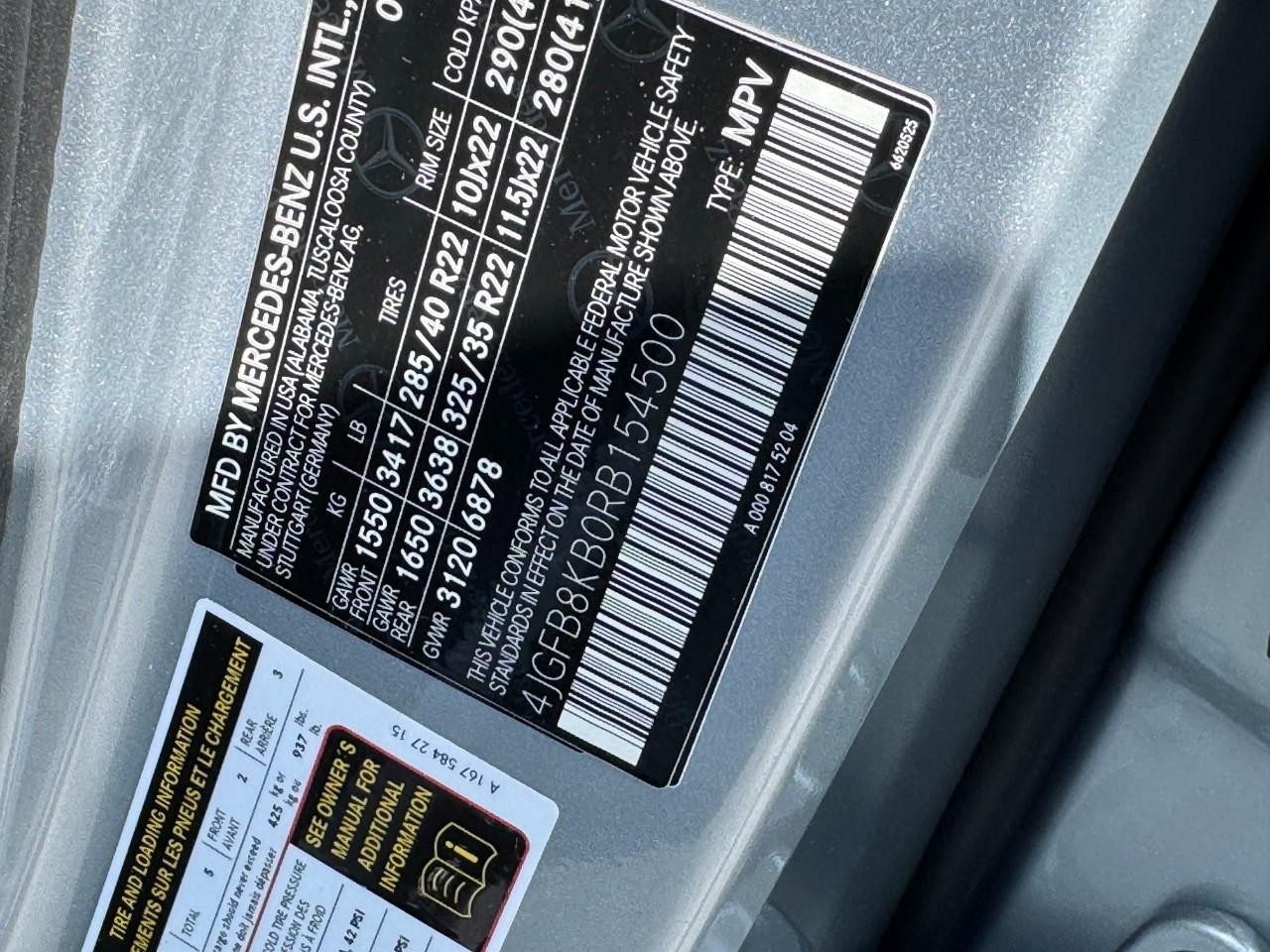 Mercedes-Benz GLE Vehicle Full-screen Gallery Image 31