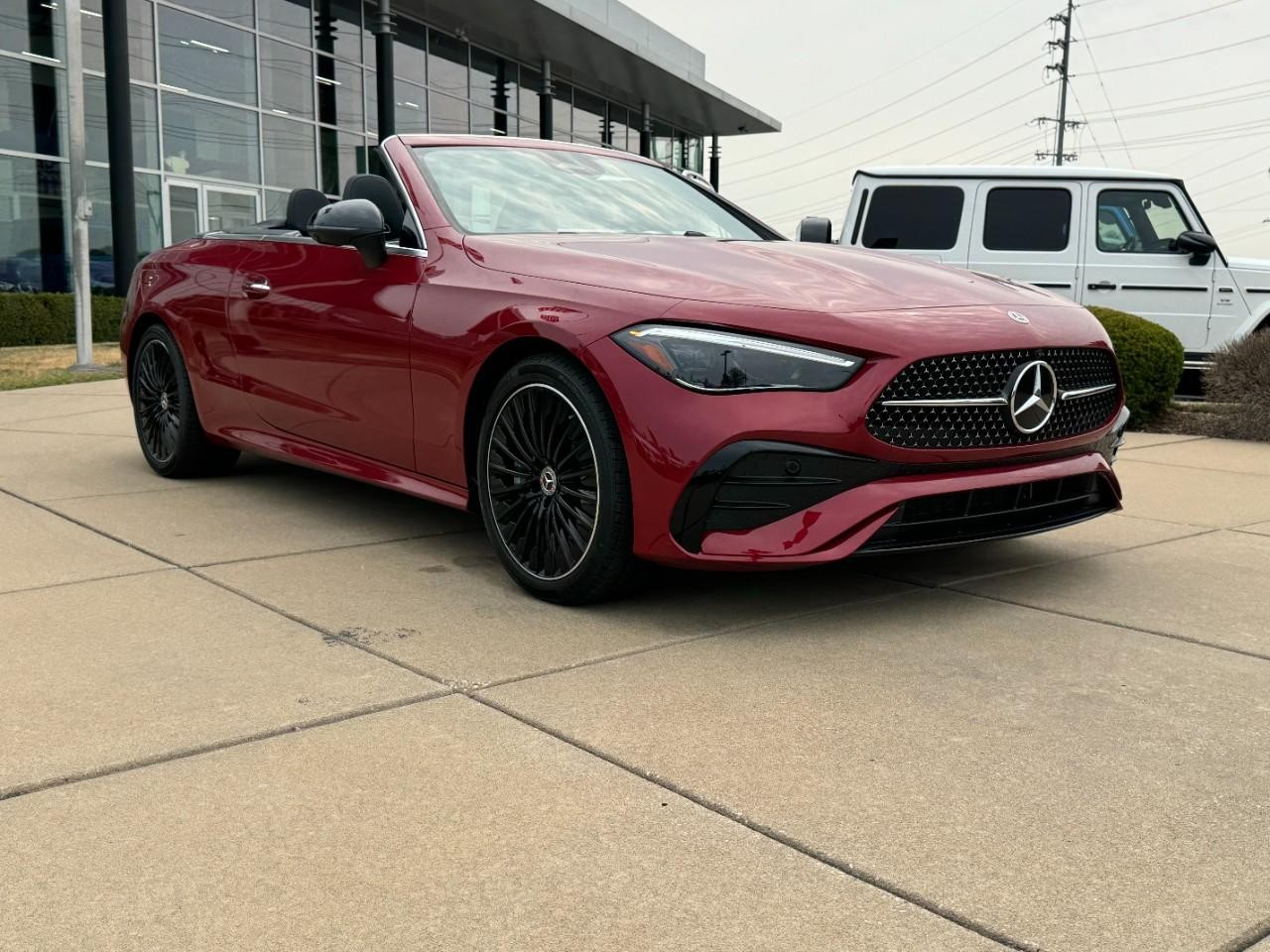 Mercedes-Benz CLE Vehicle Full-screen Gallery Image 6