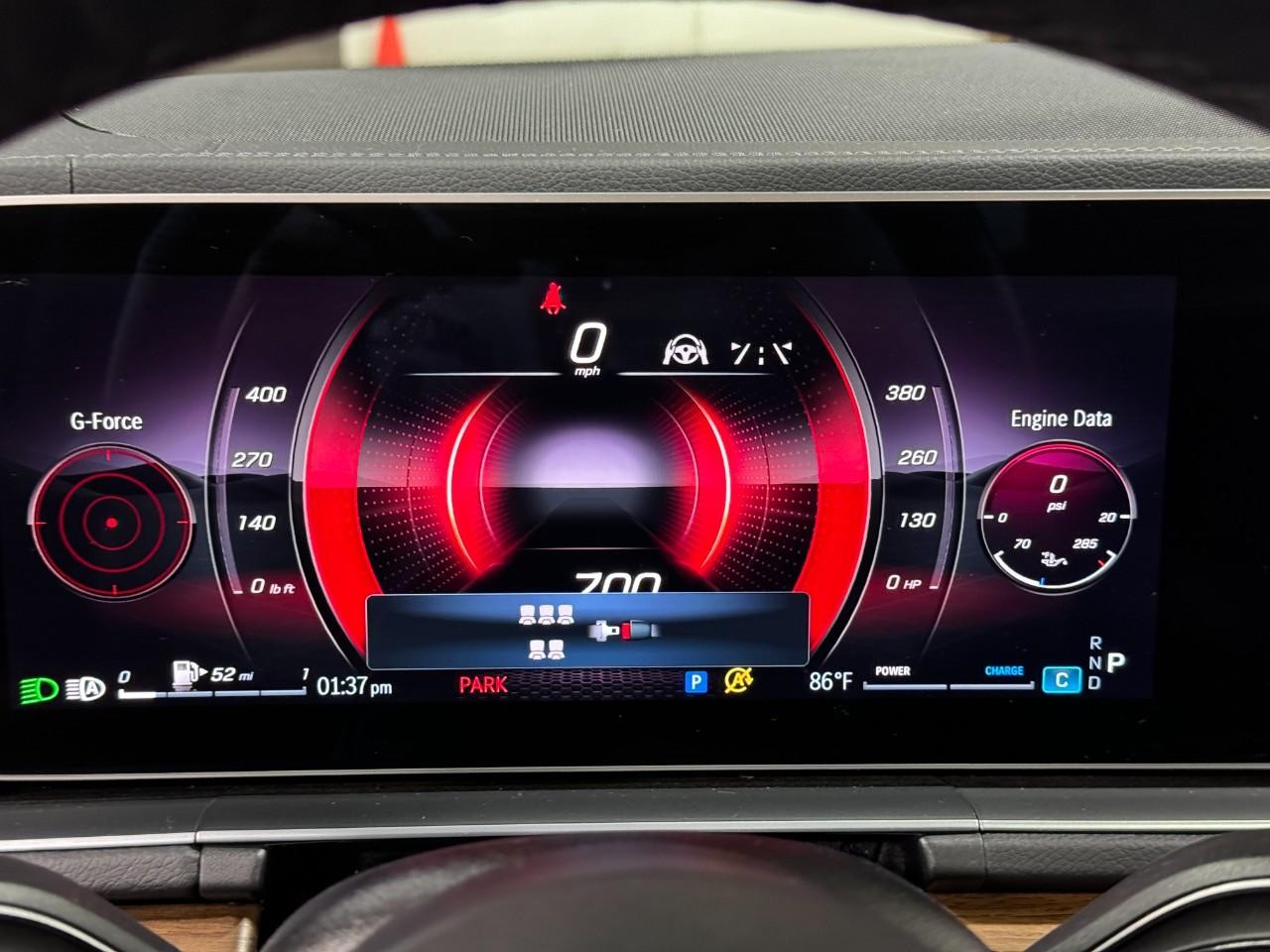 Mercedes-Benz GLS Vehicle Full-screen Gallery Image 38