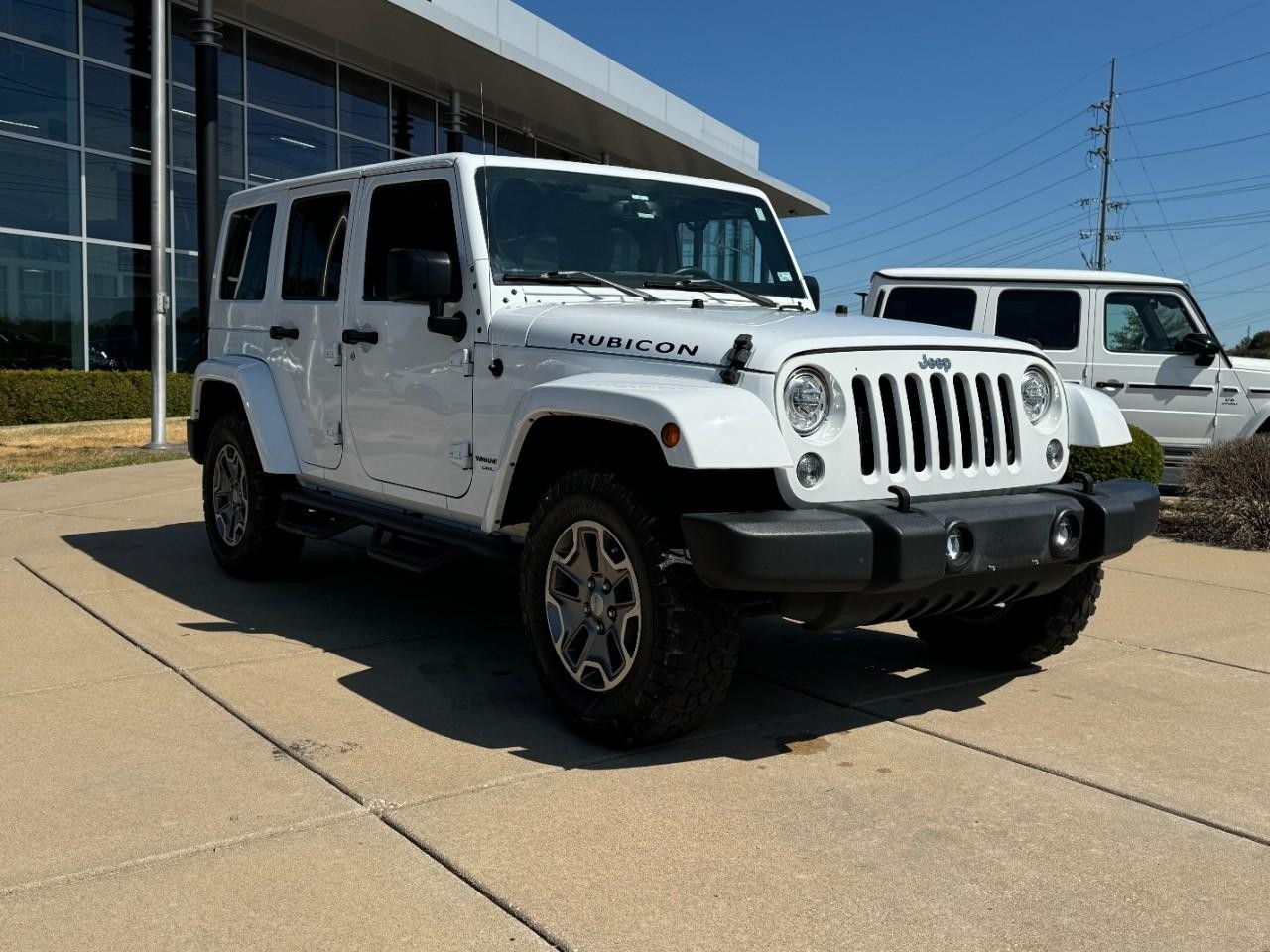 Jeep Wrangler JK Unlimited Vehicle Full-screen Gallery Image 6