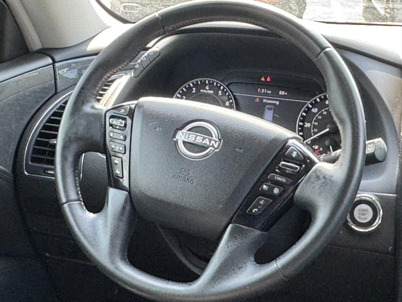 Nissan Armada Vehicle Full-screen Gallery Image 14