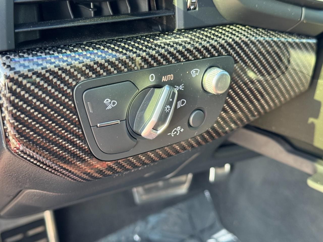 Audi RS 5 Sportback Vehicle Full-screen Gallery Image 19