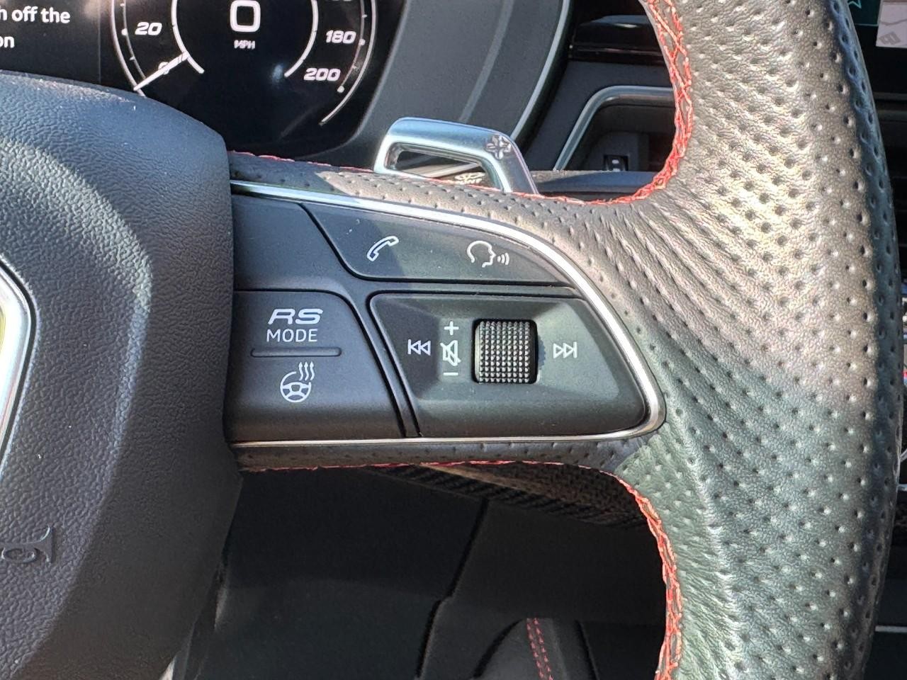 Audi RS 5 Sportback Vehicle Full-screen Gallery Image 21