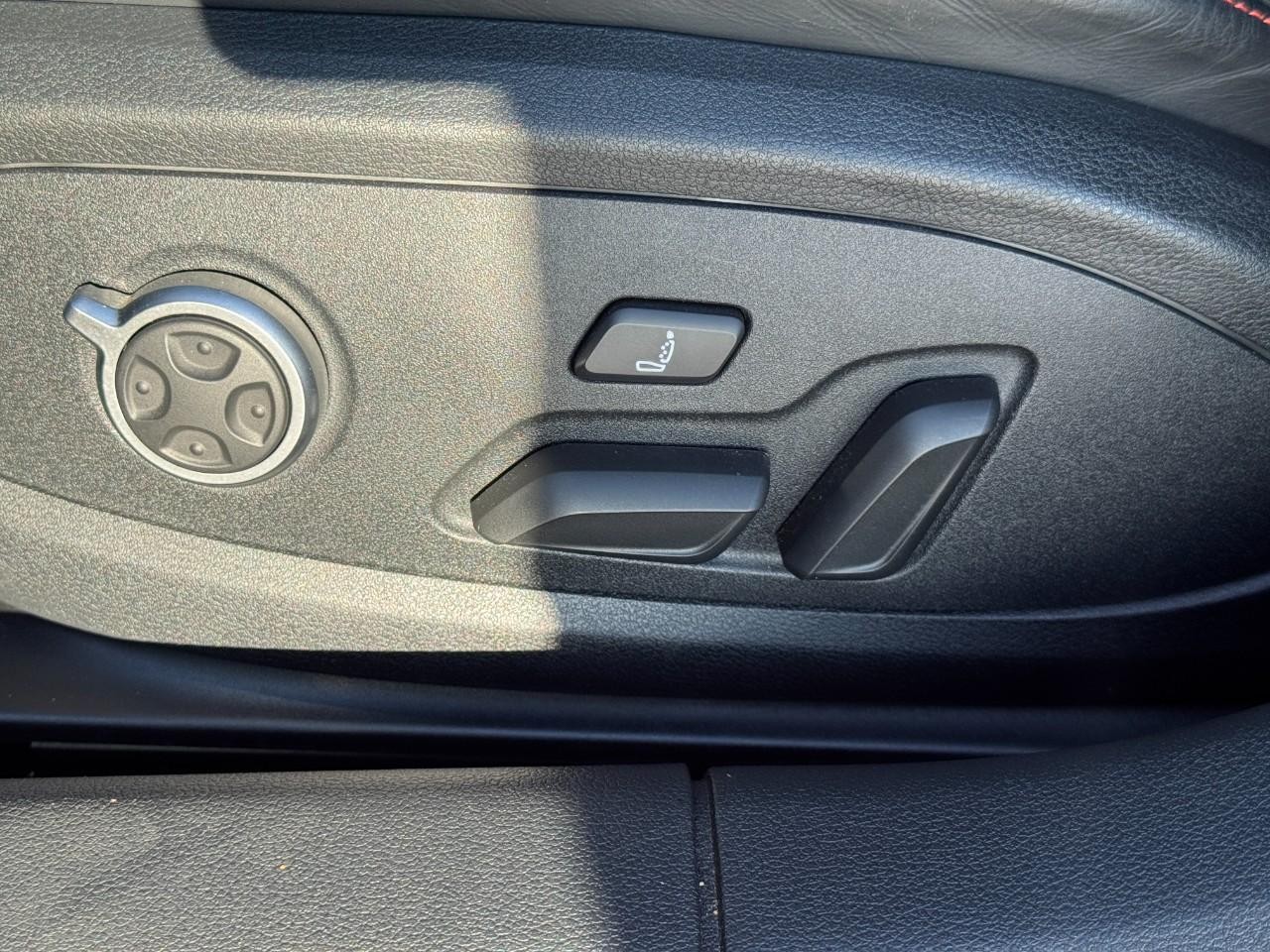 Audi RS 5 Sportback Vehicle Full-screen Gallery Image 31