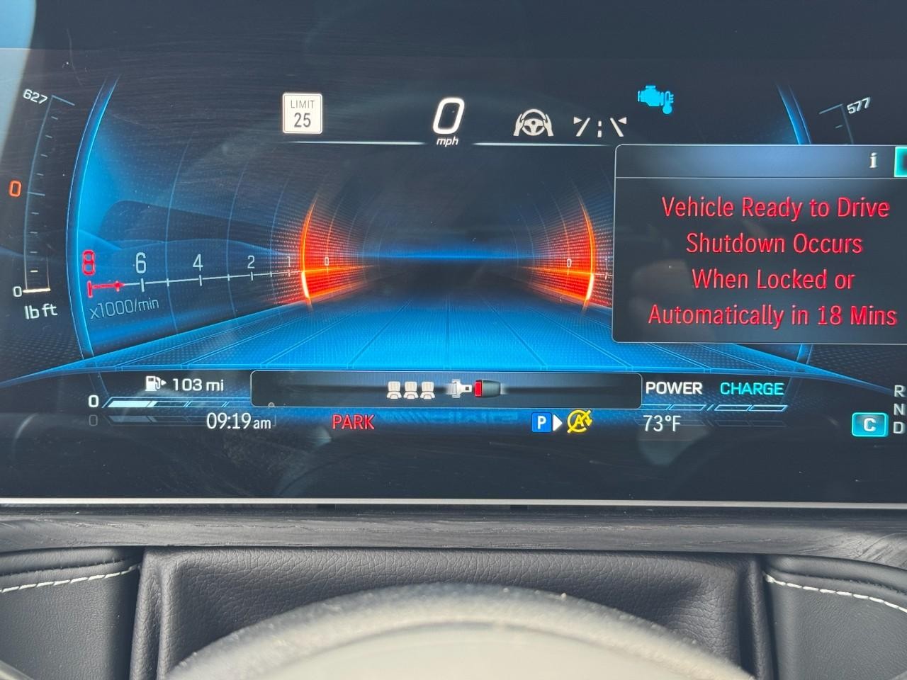 Mercedes-Benz G-Class Vehicle Full-screen Gallery Image 22