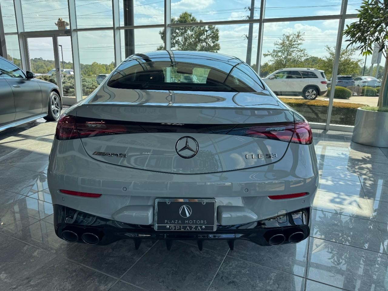 Mercedes-Benz CLE Vehicle Full-screen Gallery Image 4