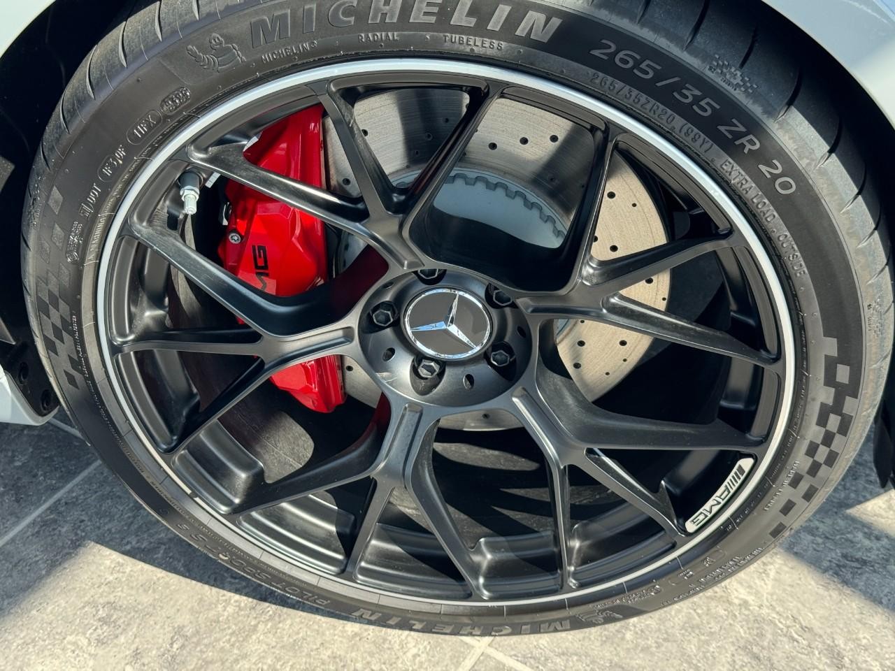 Mercedes-Benz CLE Vehicle Full-screen Gallery Image 8