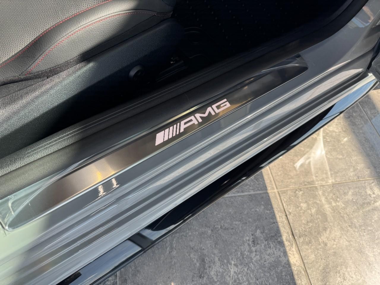 Mercedes-Benz CLE Vehicle Full-screen Gallery Image 16