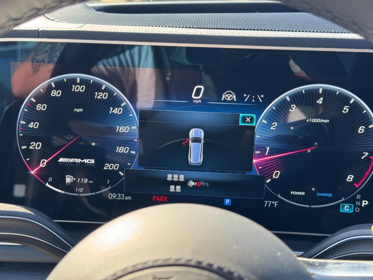 Mercedes-Benz GLS Vehicle Full-screen Gallery Image 23