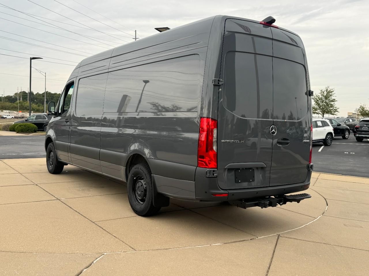 Mercedes-Benz Sprinter Cargo Van Vehicle Full-screen Gallery Image 3