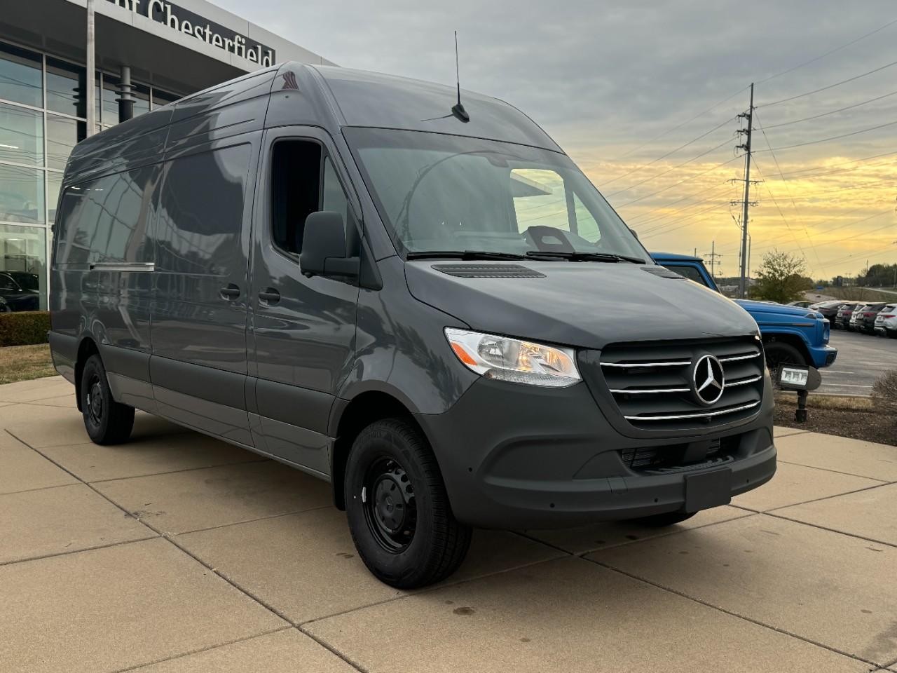 Mercedes-Benz Sprinter Cargo Van Vehicle Full-screen Gallery Image 6