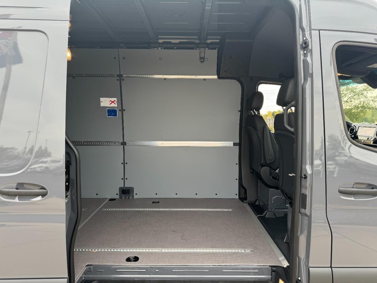 Mercedes-Benz Sprinter Cargo Van Vehicle Full-screen Gallery Image 10