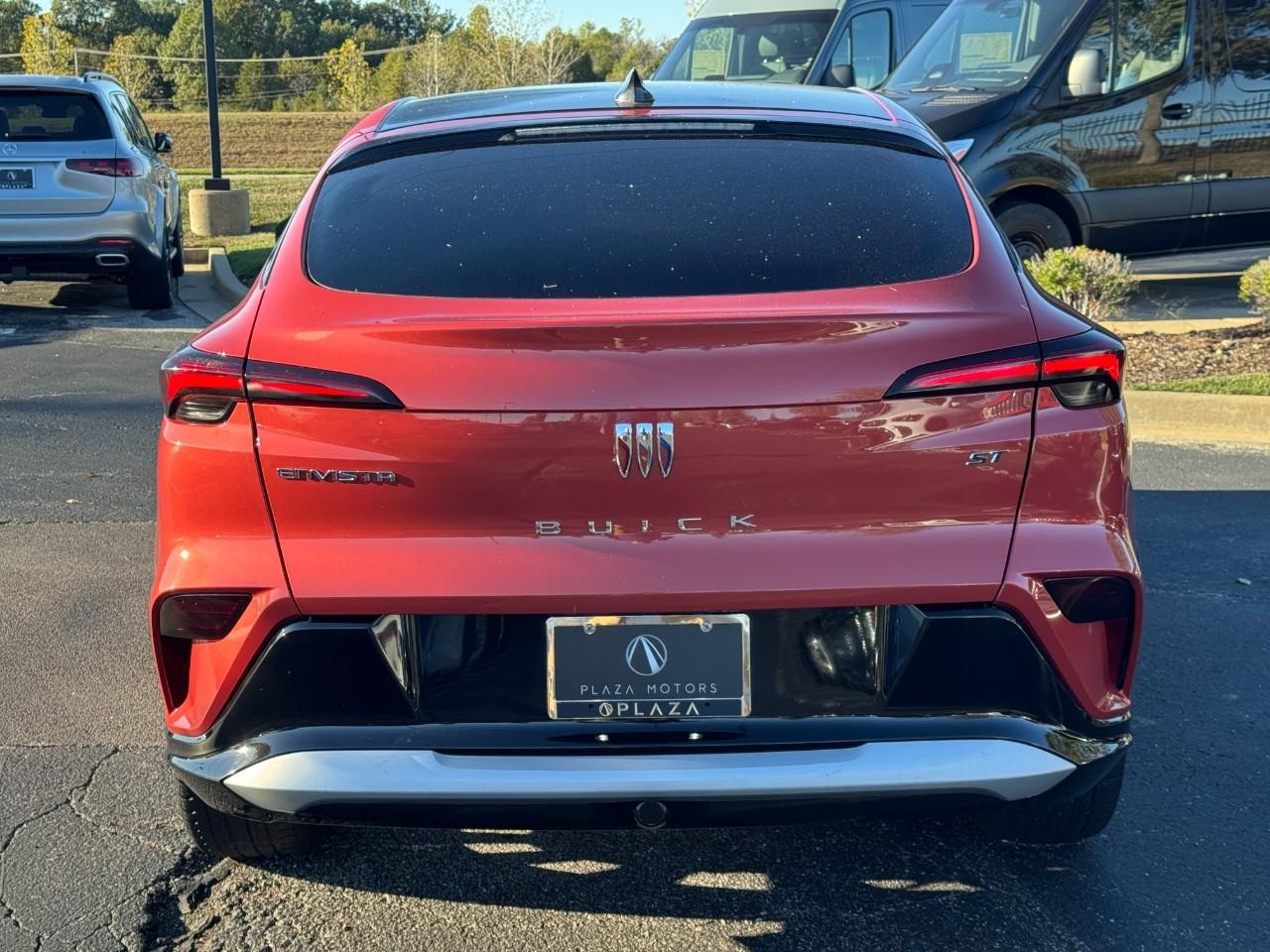 Buick Envista Vehicle Full-screen Gallery Image 4