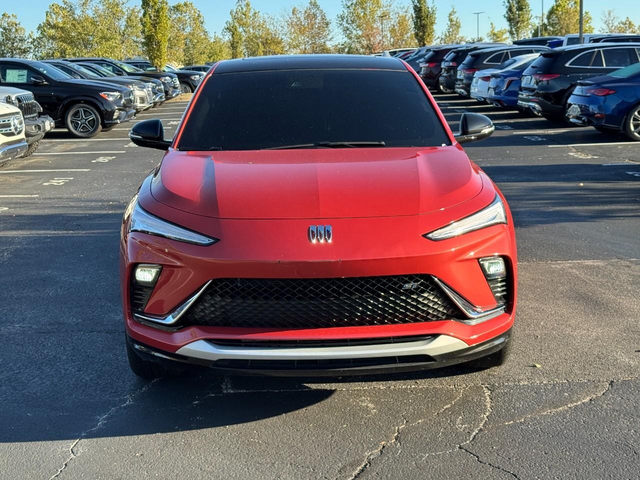 Buick Envista Vehicle Full-screen Gallery Image 8